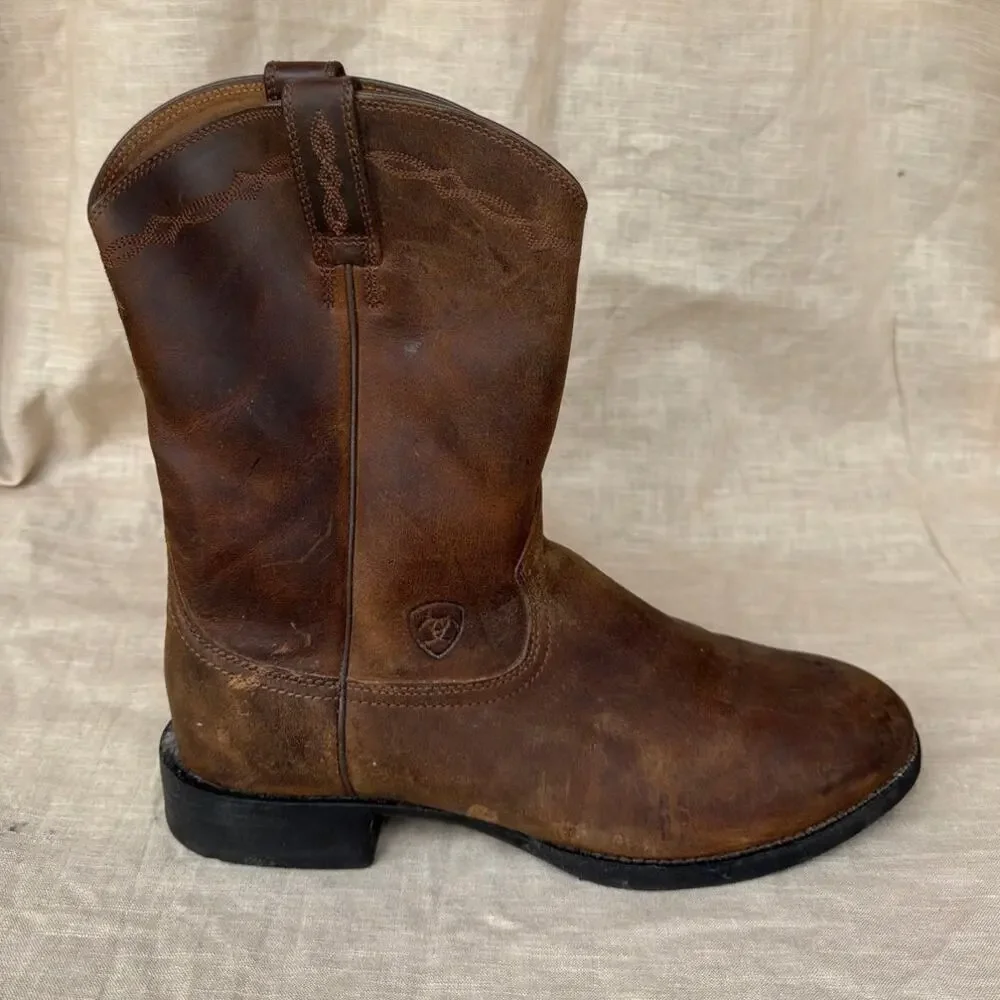 Ariat Heritage Roper Boots 10EE Brown Leather Distressed Round Toe Logo Western